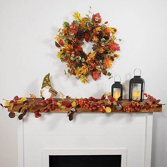 Northlight 5ft Berries Leaves Unlit Indoor Garland