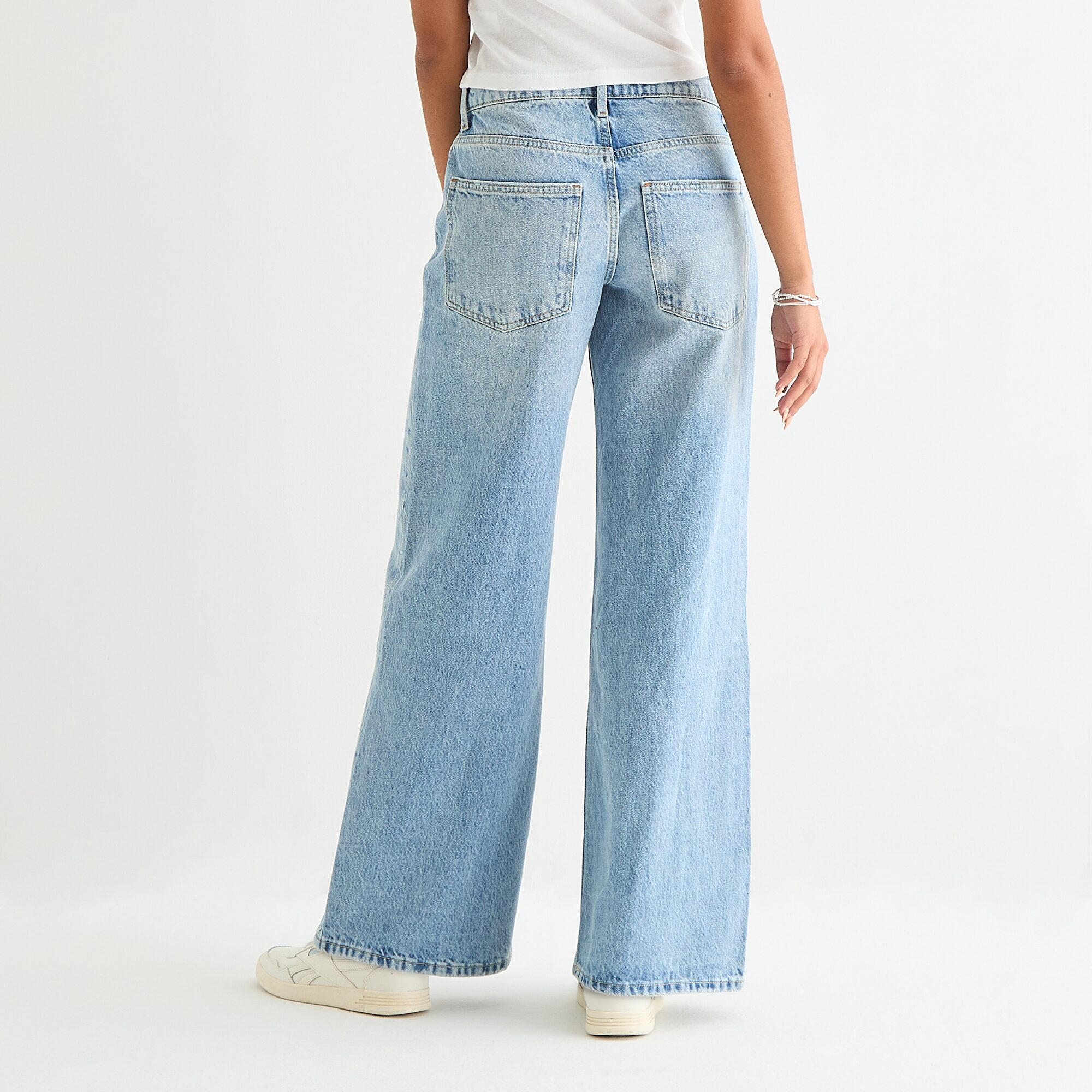 Arizona Womens Juniors Short Low Rise Baggy Fit Jean