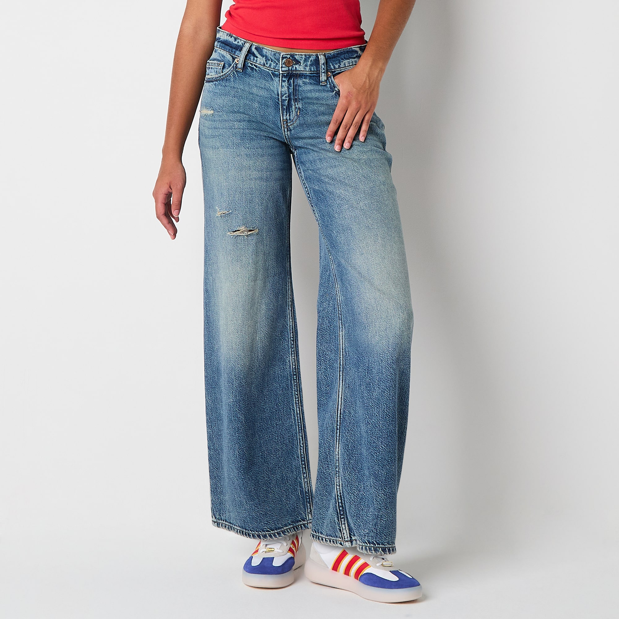 Arizona Airy Drape Womens Juniors Short Low Rise Baggy Fit Jean