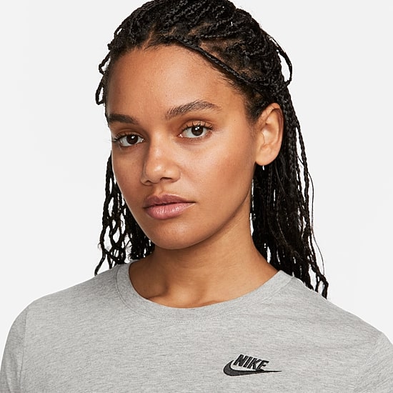 Nike Club Womens Crew Neck Short Sleeve Active T-Shirt
