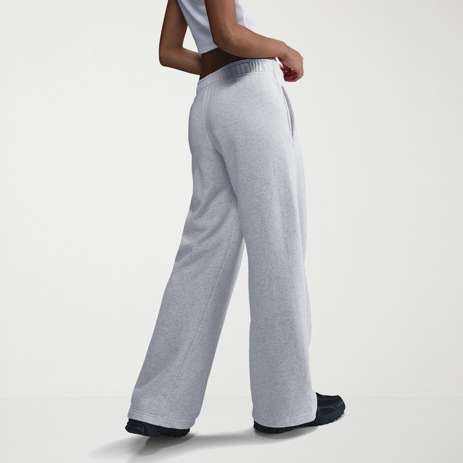 Nike Club Womens Wide Leg Mid Rise Fleece Sweatpant