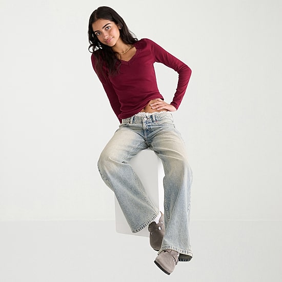 AEROPOSTALE Womens Juniors V Neck Long Sleeve T-Shirt