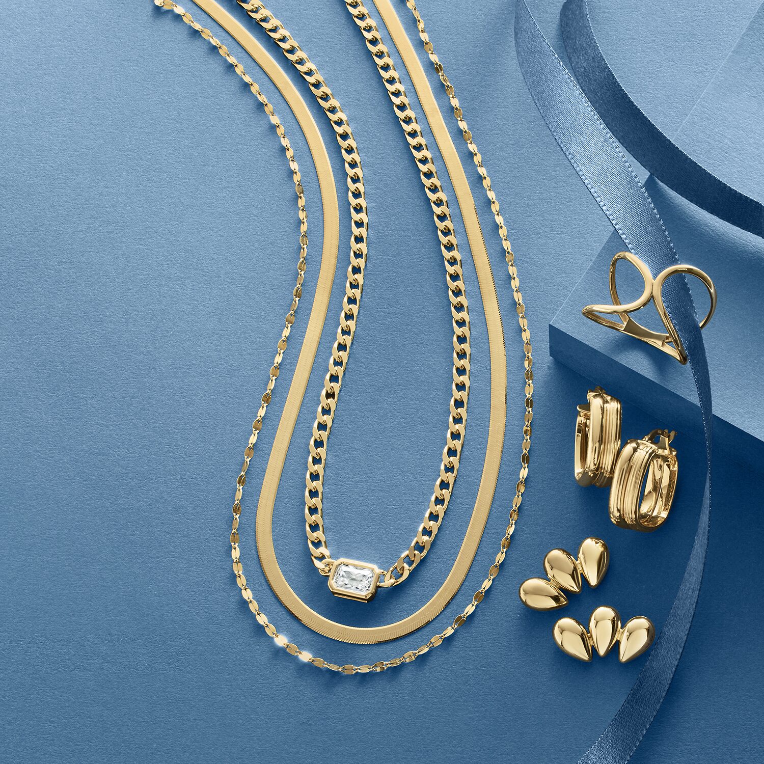 Gold Addiction Womens 10K Gold 18 Inch Chain Necklace
