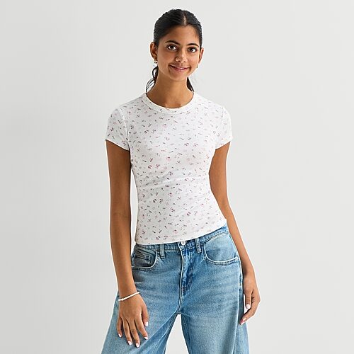 Arizona Womens Juniors Crew Neck Short Sleeve Regular Fit Graphic T-Shirt, X-small, White
