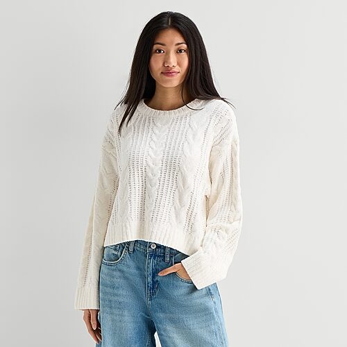 Arizona Juniors Womens Crew Neck Long Sleeve Pullover Sweater In White
