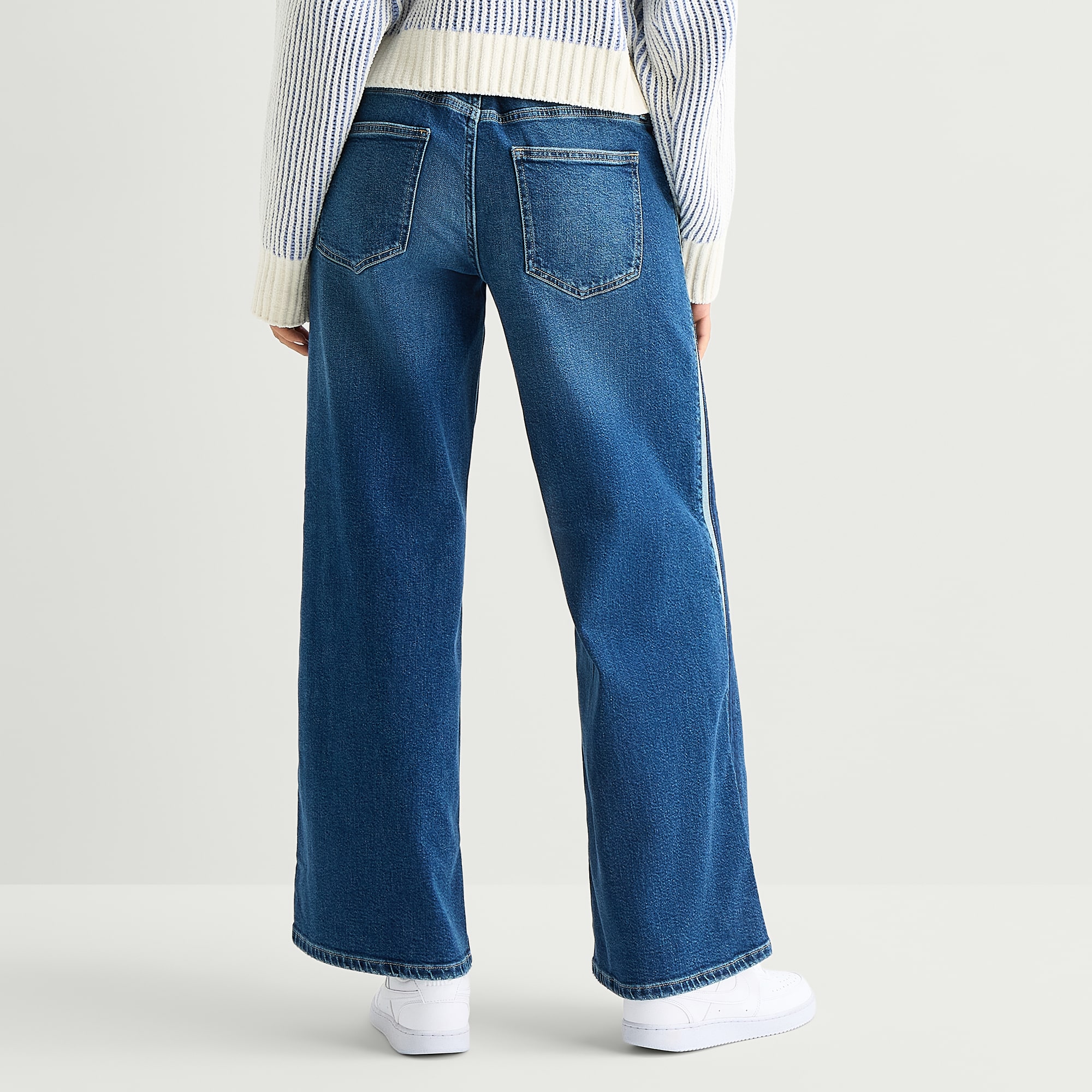 Arizona Curvy Womens Juniors Low Rise Baggy Fit Jean
