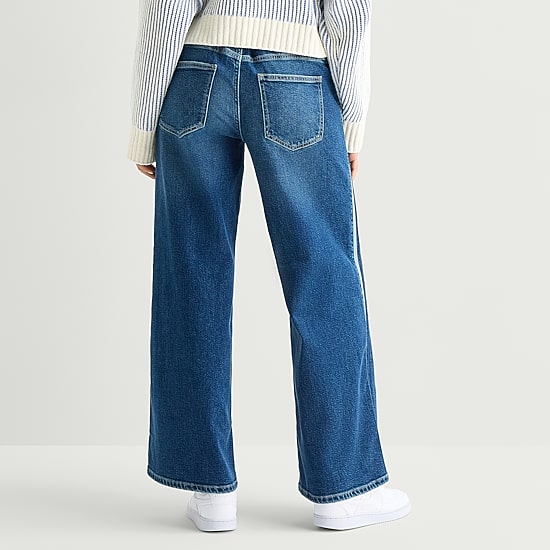Arizona Curvy Womens Juniors Low Rise Baggy Fit Jean