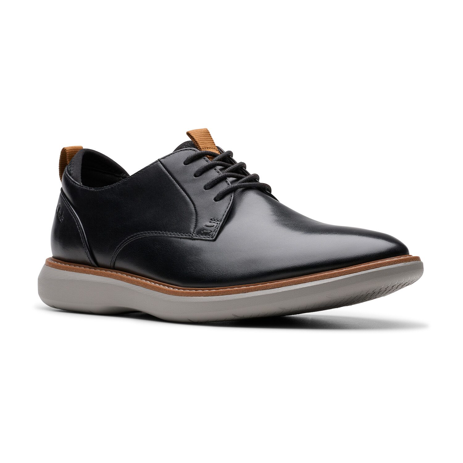 Clarks Brantin Plain Mens Round Closed Toe Oxford Shoes