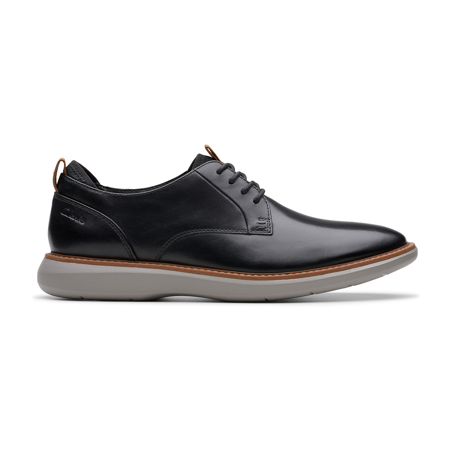 Clarks Brantin Plain Mens Round Closed Toe Oxford Shoes