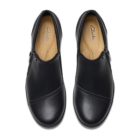 Clarks Suttyn Zip Womens Round Closed Toe Slip-On Shoe