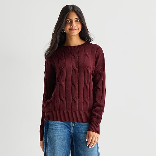 Arizona Juniors Womens Crew Neck Long Sleeve Pullover Sweater In Red