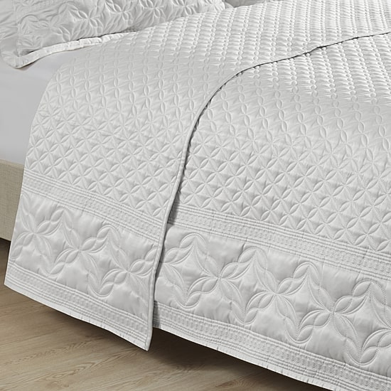 Croscill Versailles 3-pc. Embroidered Quilt Set