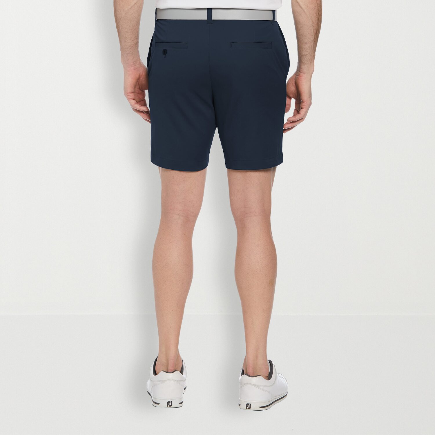 PGA TOUR Mens 7" Mid Rise Golf Short