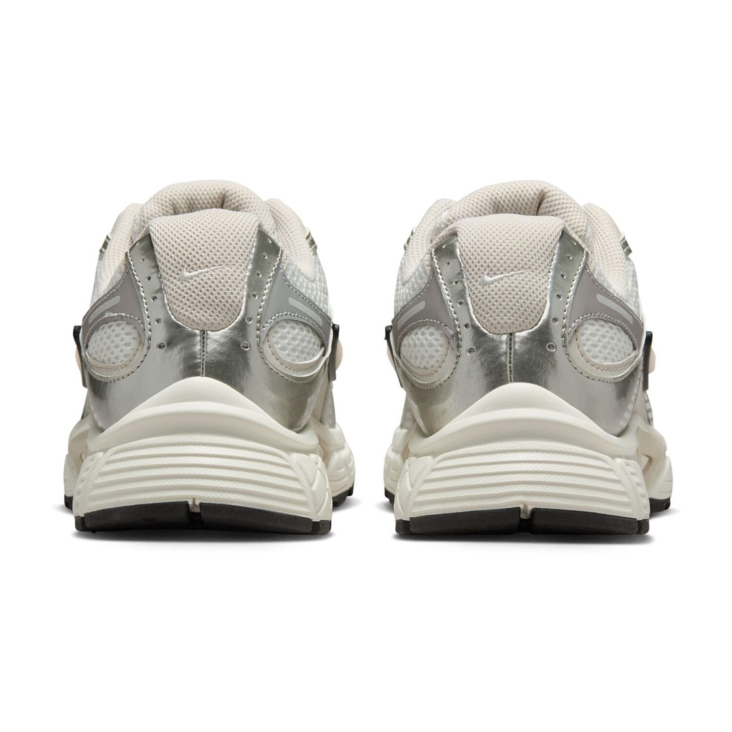 Nike V5 RNR Womens Sneakers