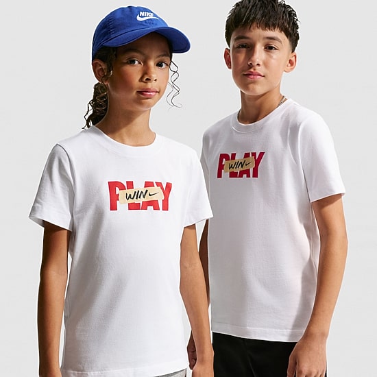 Nike Big Kid Unisex Crew Neck Short Sleeve Regular Fit Graphic T-Shirt