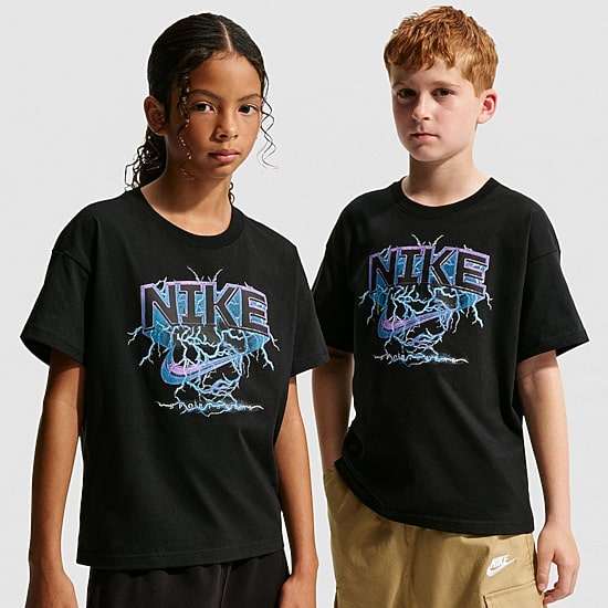 Nike Big Kid Unisex Crew Neck Short Sleeve Regular Fit Graphic T-Shirt