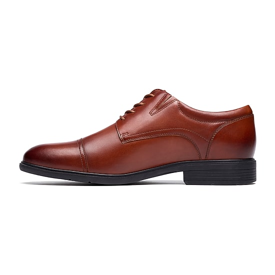 Clarks Steadwell Mens Cap Closed Toe Oxford Shoes