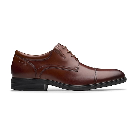 Clarks Steadwell Mens Cap Closed Toe Oxford Shoes