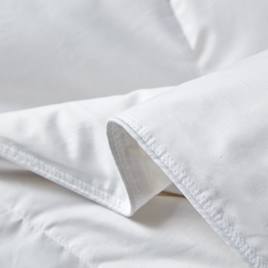 Beautyrest TENCEL™ Lyocell & Cotton Blend Breathable Premium White Down Comforter
