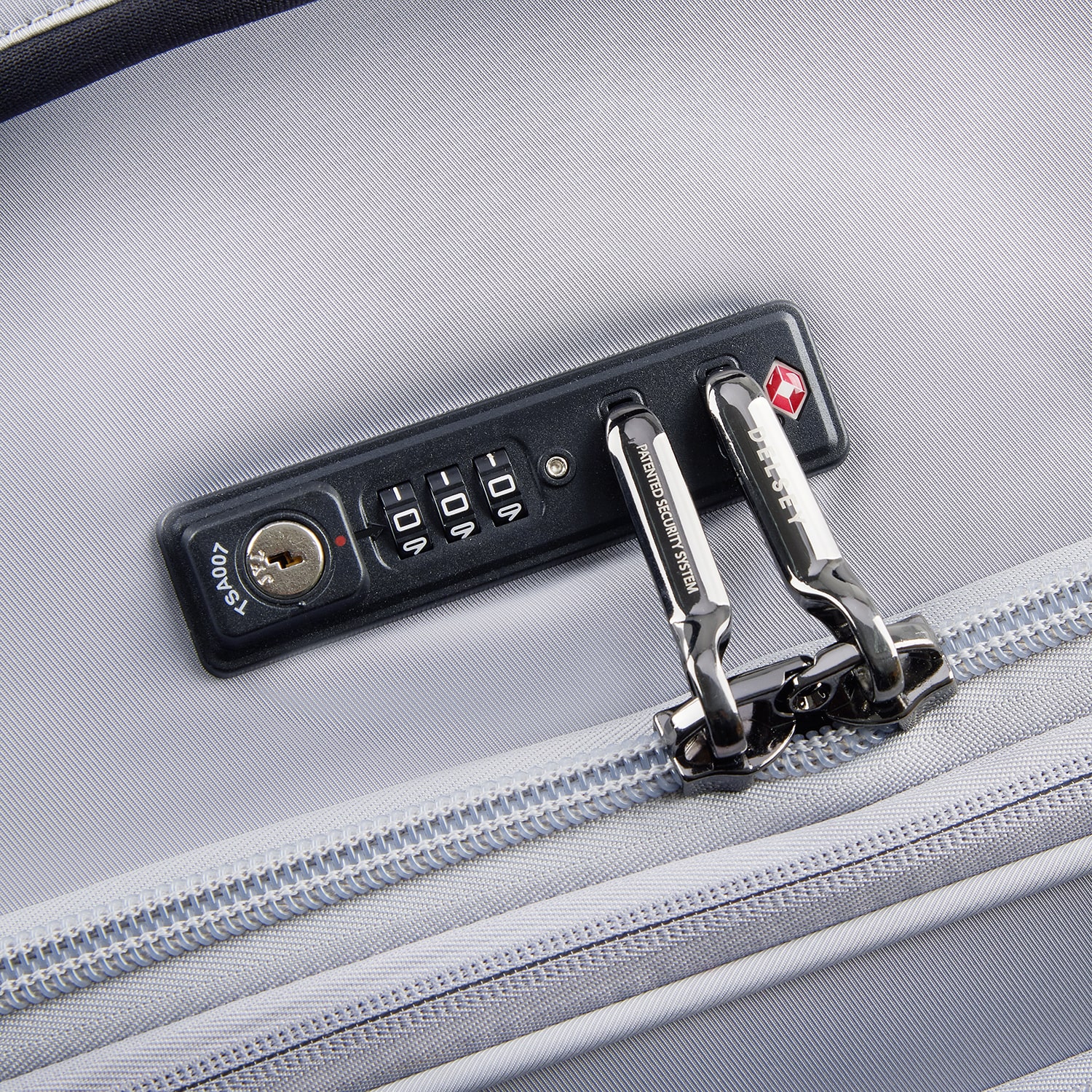 Delsey Paris Cruise 3.0 28 Inch Softside Expandable Checked Spinner Luggage