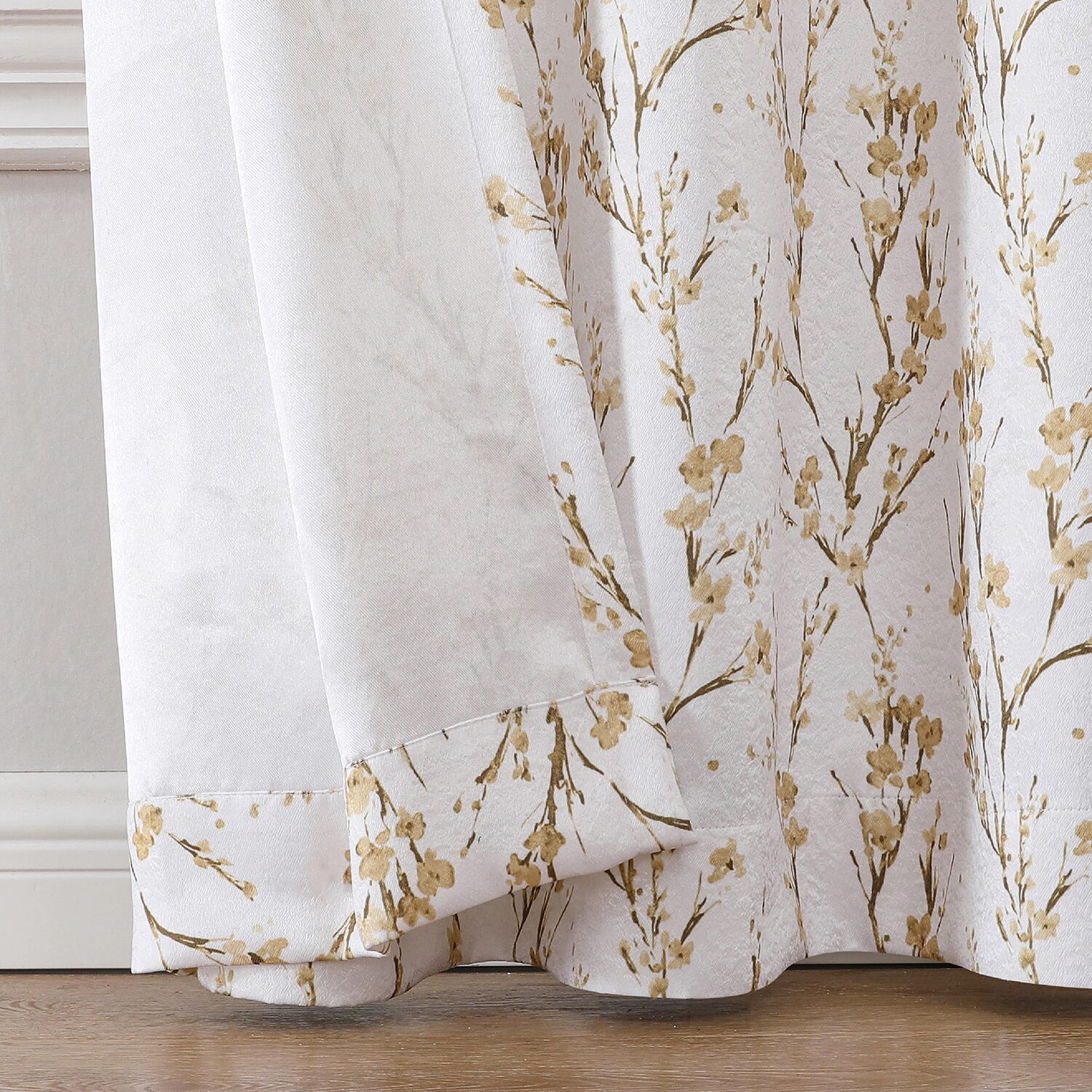 Regal Home Ayden Blossom Grommet Top Energy Saving Blackout Single Curtain Panel