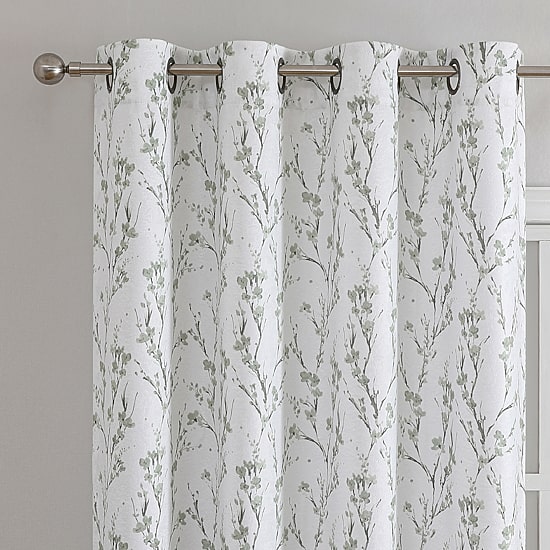 Regal Home Ayden Blossom Grommet Top Energy Saving Blackout Single Curtain Panel