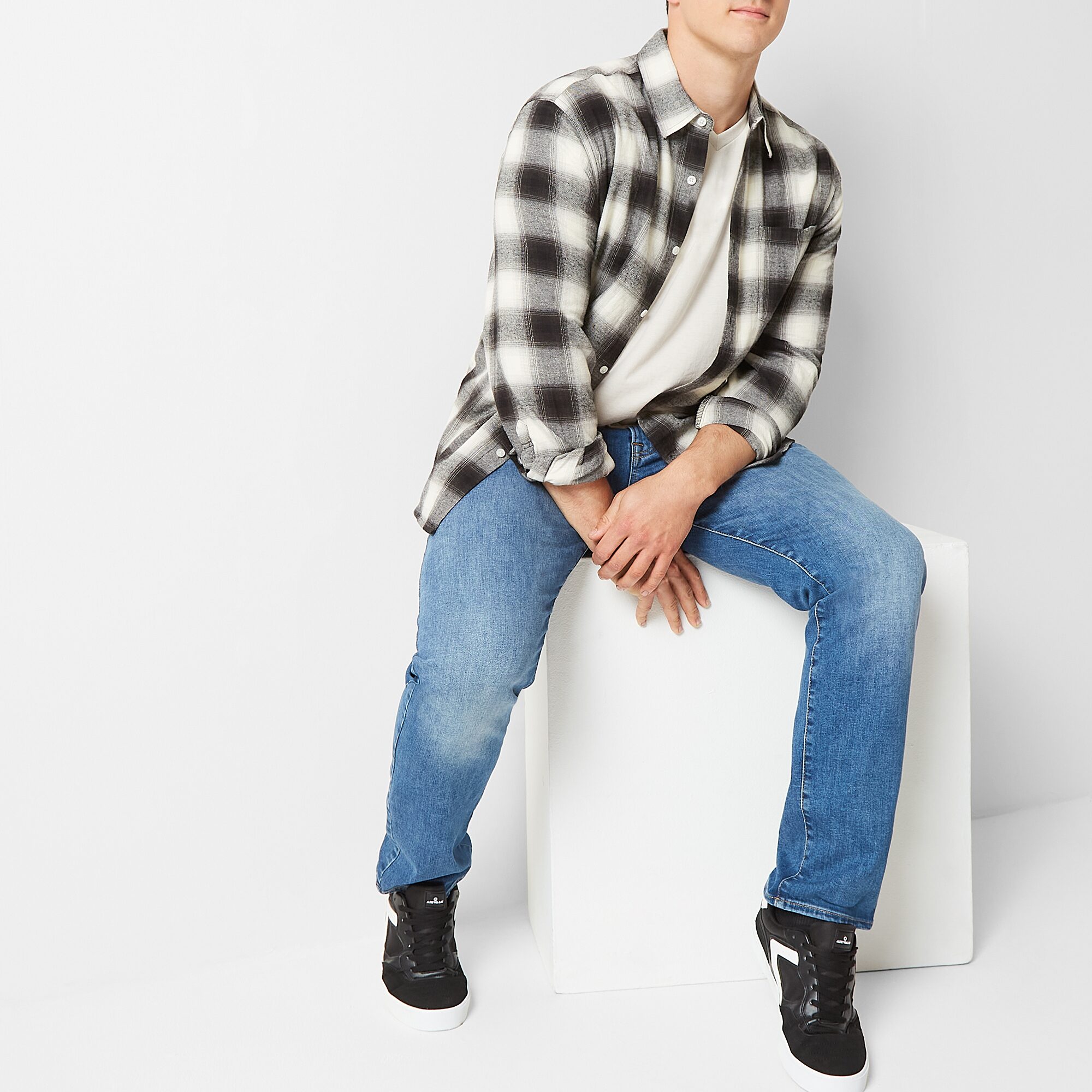 Arizona Big and Tall Advance Flex 360 Mens Straight Leg Jean
