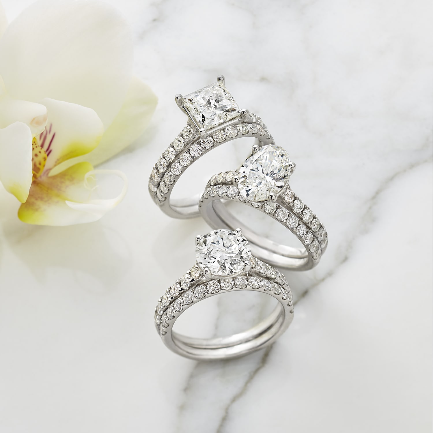 (H-I / SI1-SI2) Signature By Modern Bride Womens 3 CT. T.W. Lab Grown White Diamond 14K Gold Oval Bridal Set