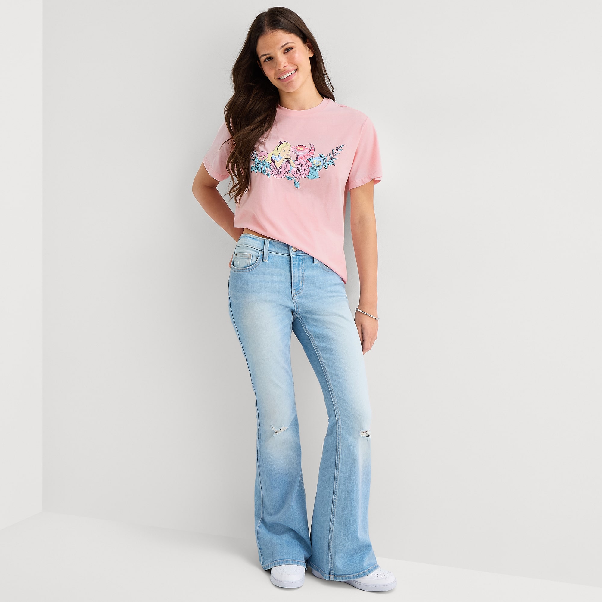 Cheshire Cat Boyfriend Tee Womens Juniors Crew Neck Short Sleeve Loose Fit Alice Wonderland Graphic T-Shirt