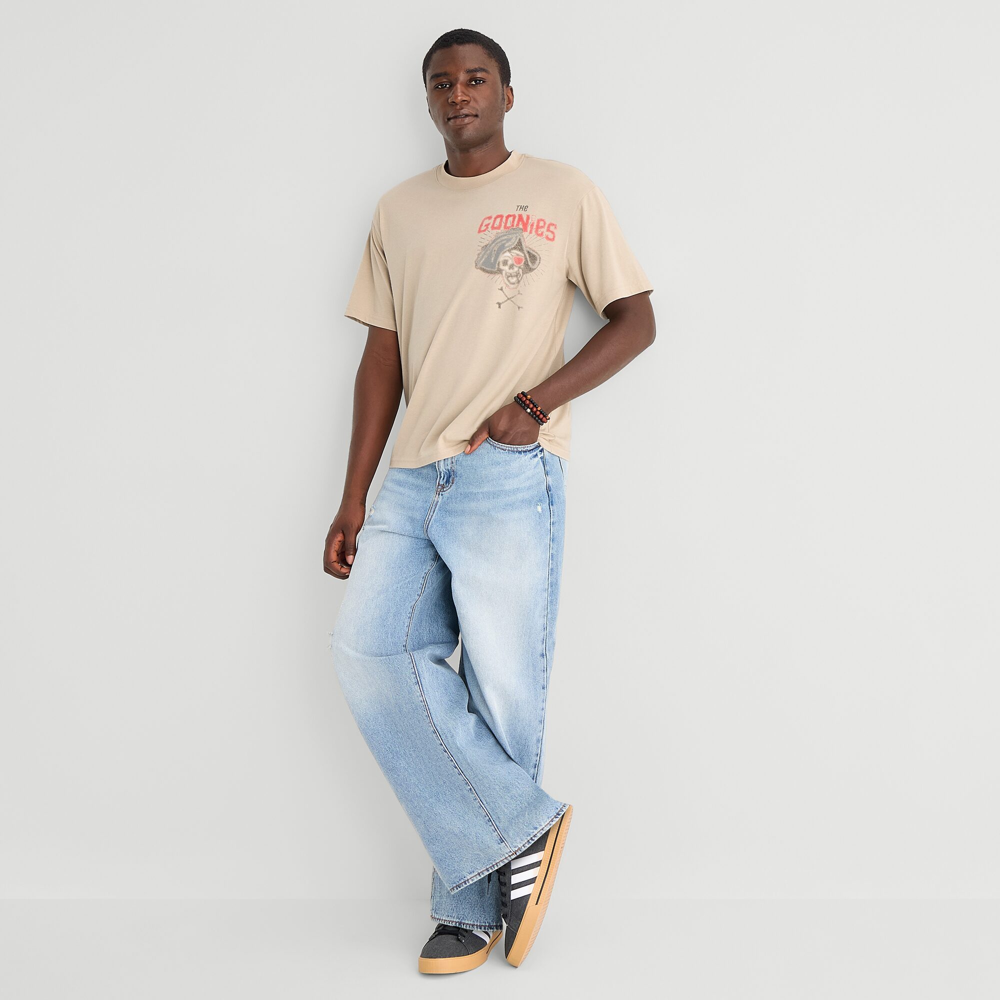 Goonies Mens Crew Neck Short Sleeve Boxy Fit Graphic T-Shirt