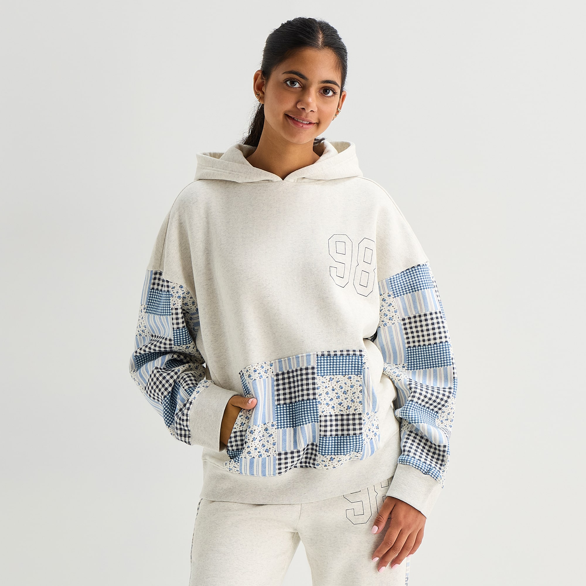 Arizona Womens Juniors Long Sleeve Fleece Hoodie