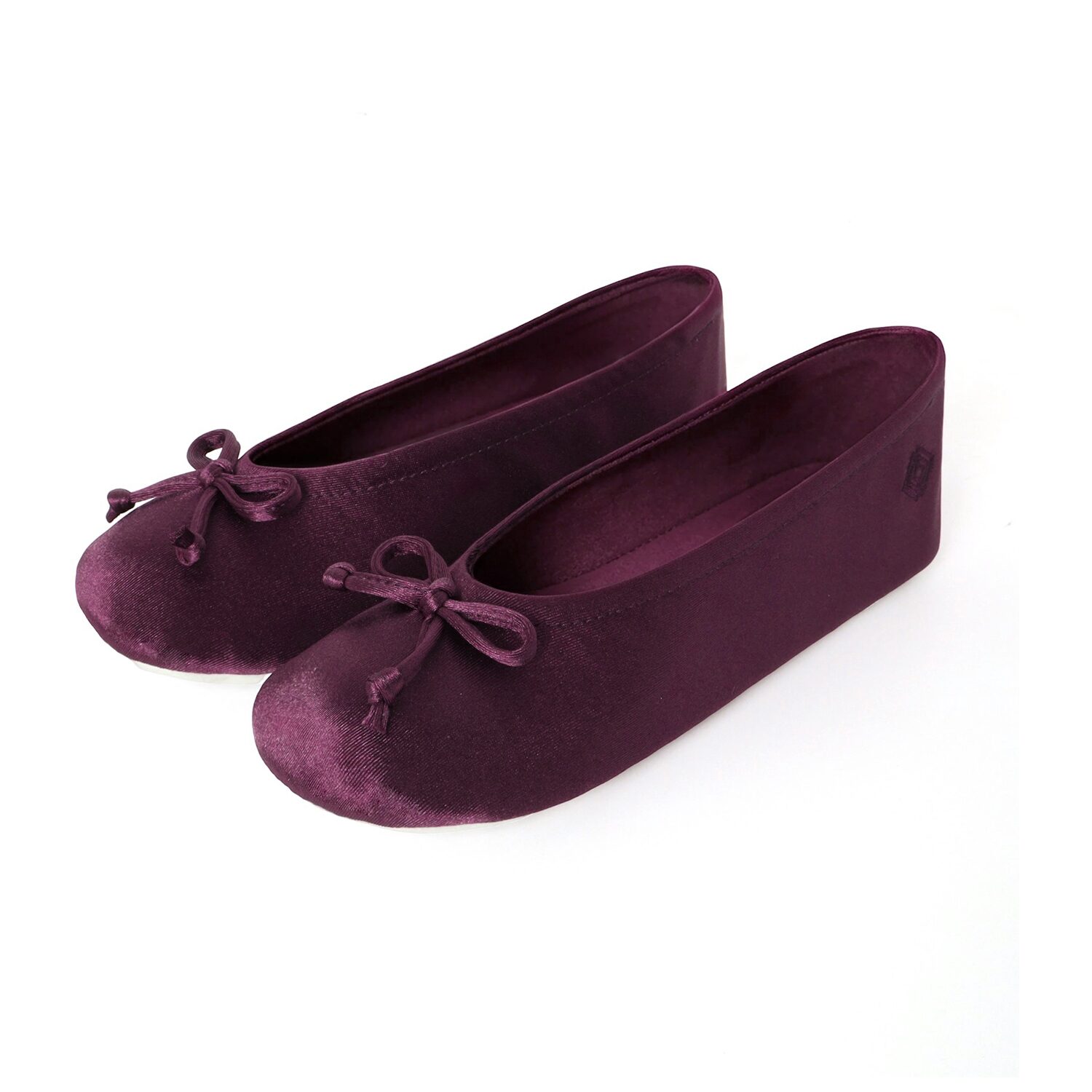 Isotoner Satin Womens Ballerina Slippers