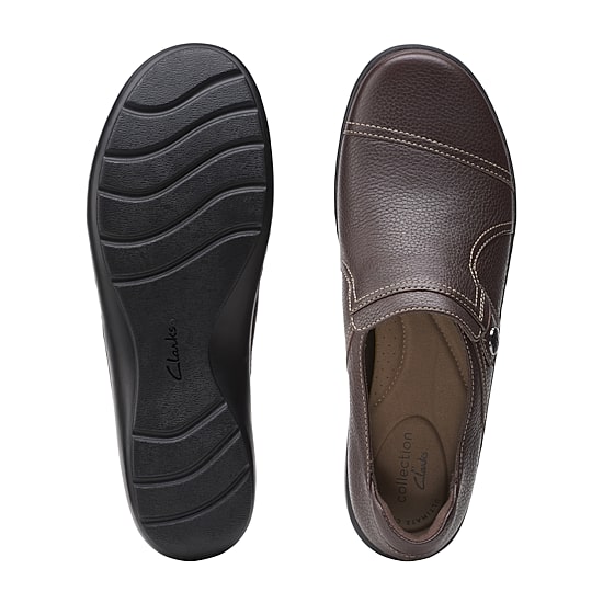 Clarks Cora Poppy Womens Cap Closed Toe Slip-On Shoe