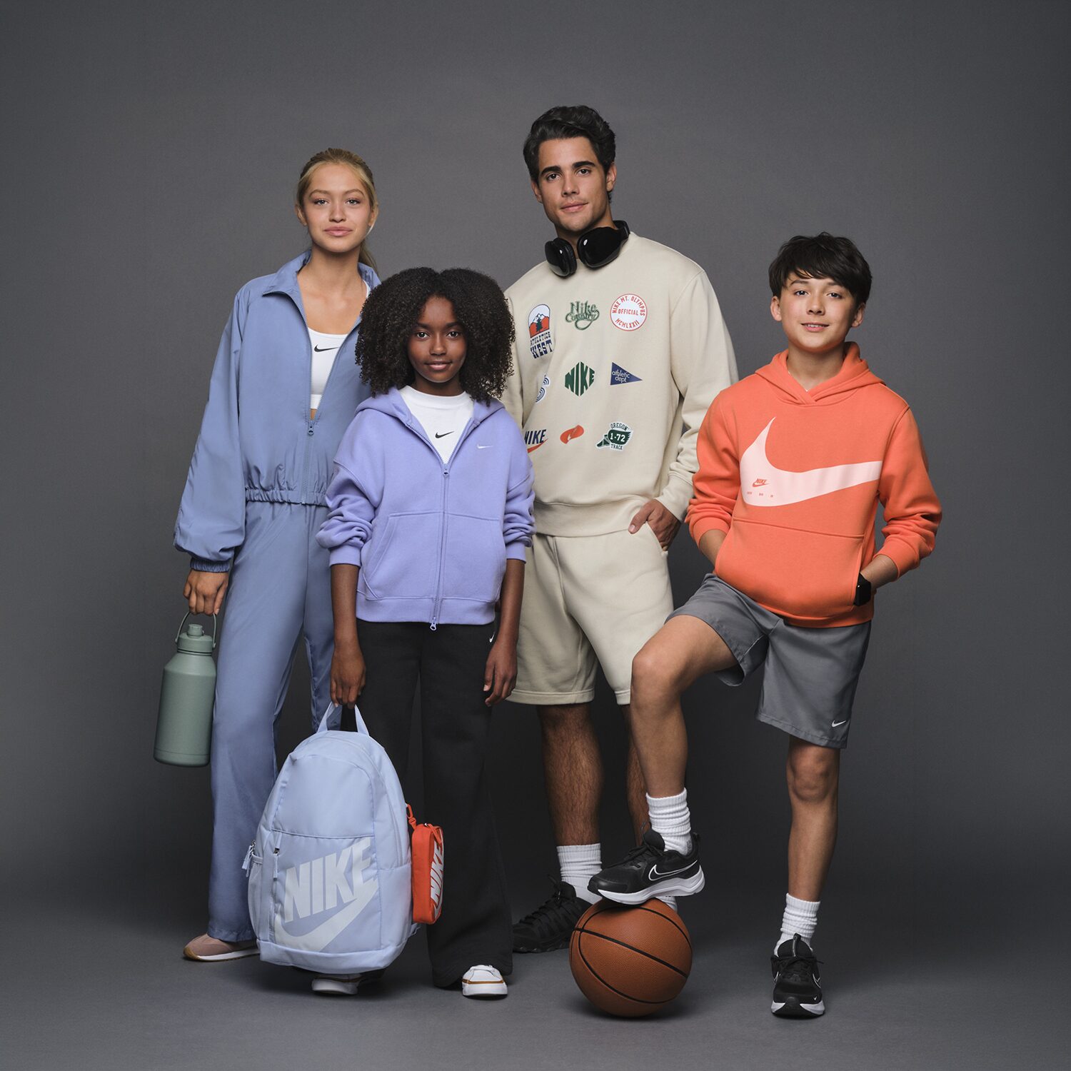 Nike Big Kid Girls Crew Neck Short Sleeve Active T-Shirt