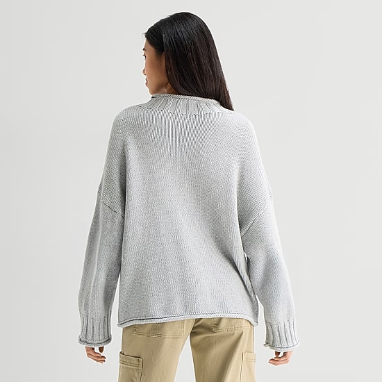 Arizona Juniors Womens Crew Neck Long Sleeve Pullover Sweater