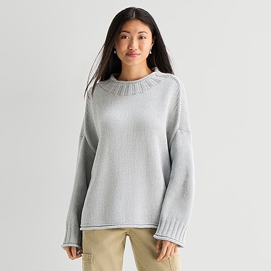 Arizona Juniors Womens Crew Neck Long Sleeve Pullover Sweater