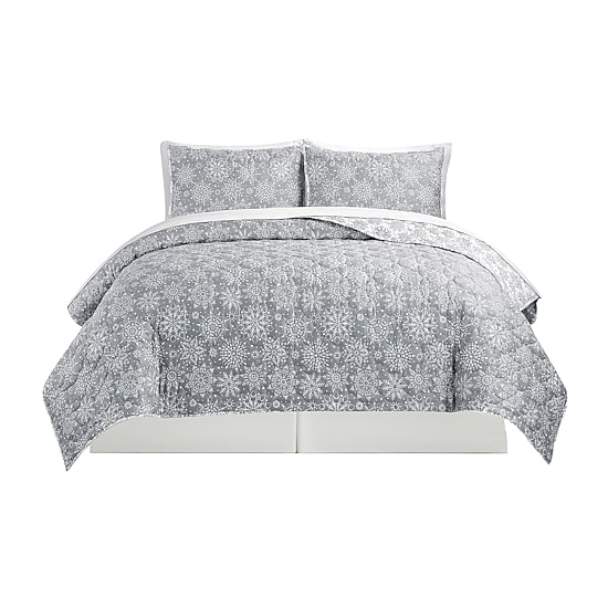 Richmond Park Gray Snowflake Holiday 3-pc. Reversible Quilt Set