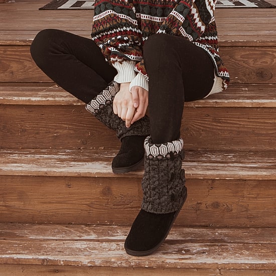 Muk Luks Womens Cheryl Pull-on Booties