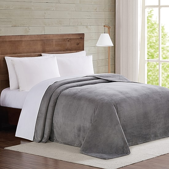 Truly Soft Solid Velvet Plush Throw