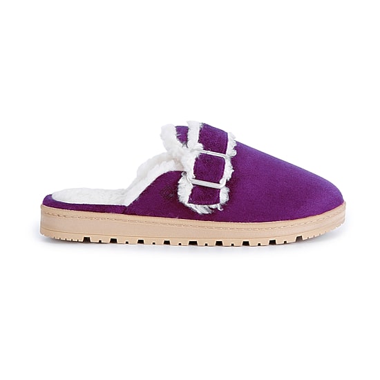 Isotoner Buckle Scuff Womens Slip-On Slippers