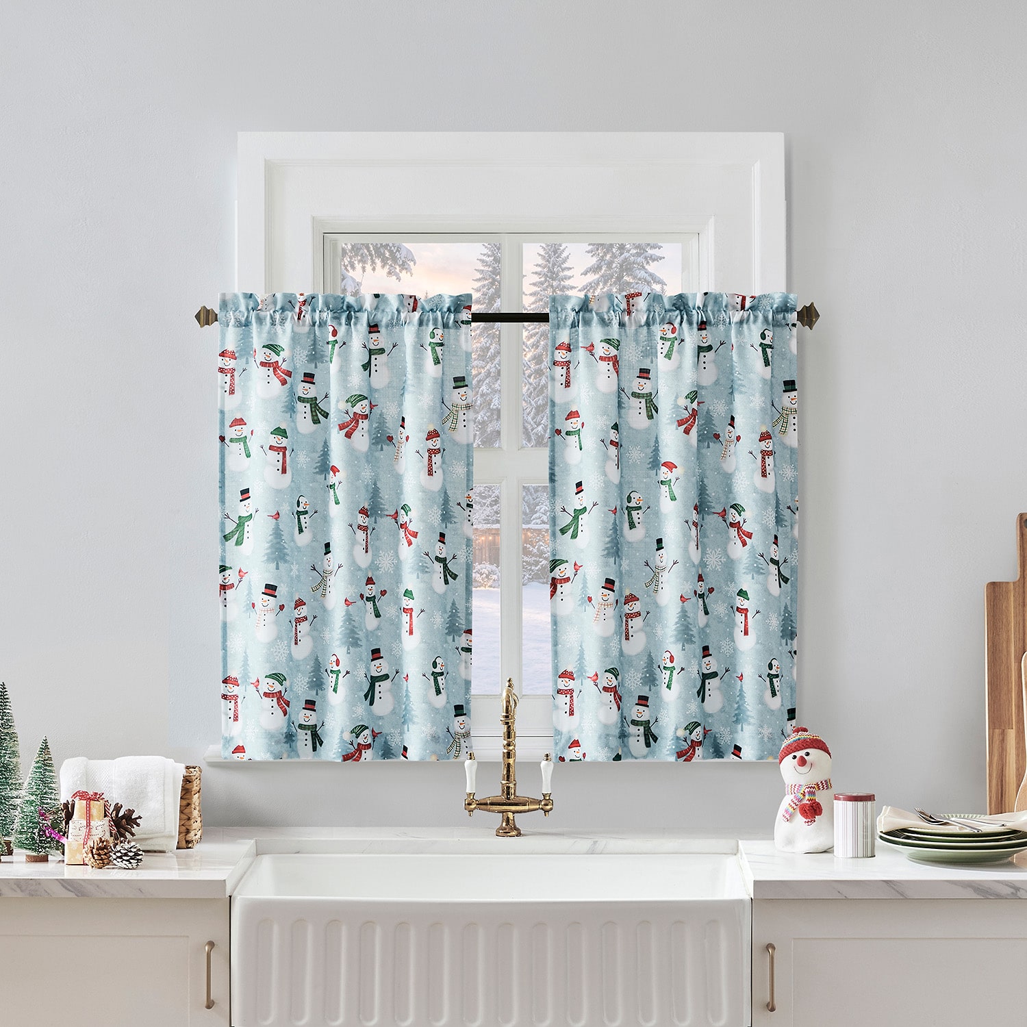 No 918 Snow People 3-pc. Rod Pocket Kitchen Curtains & Drapes Window Set