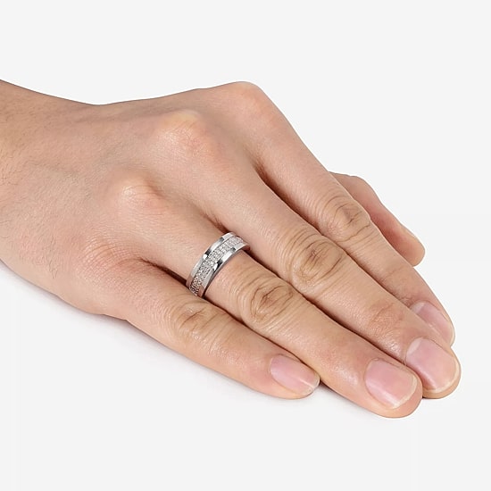 Mens 1/10 CT.T.W. Natural Diamond Wedding Band