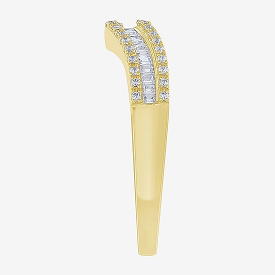 Chevron 1/4 CT.T.W. Natural Diamond 10K Gold Chevron Wedding Band