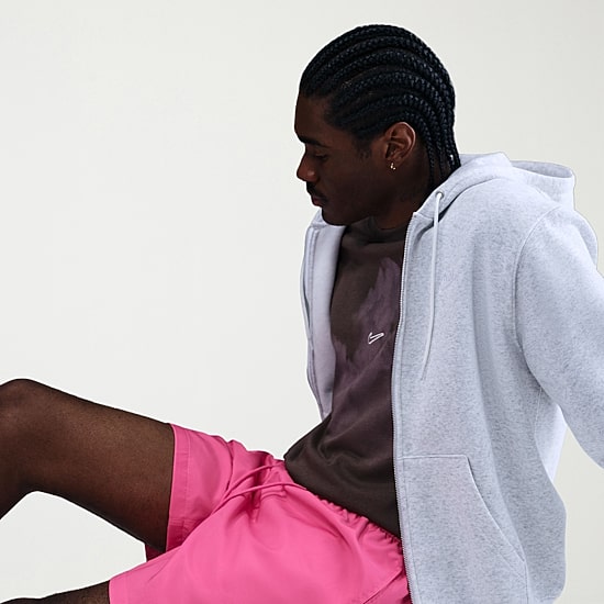Nike Flow Mens 6" Mid Rise Workout Shorts