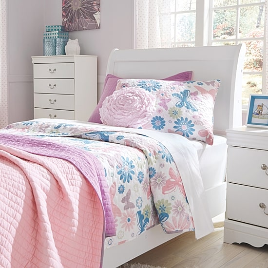 Signature Design by Ashley® Anarasia Sleigh Bed