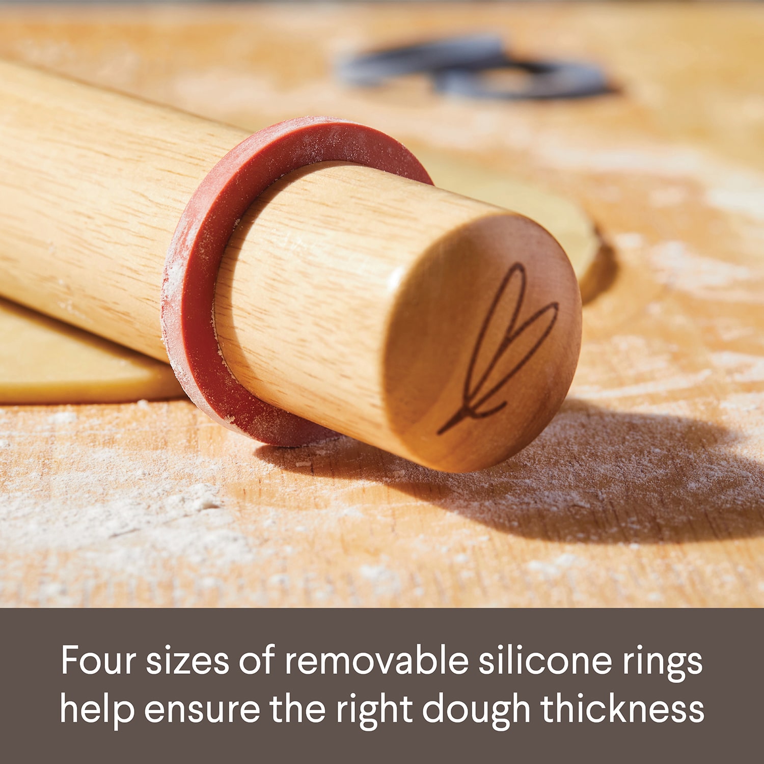 Ayesha Curry Rolling Pin and Pie Board Set