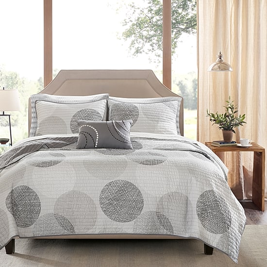 Madison Park Essentials Glendale Complete Quilt Set With Cotton Bed Sheets