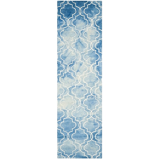 Safavieh Dip Dye Collection Serafim Geometric Runner Rug