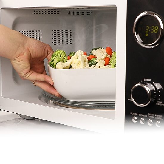Nostalgia 0.9 cu. ft. Retro Microwave Oven