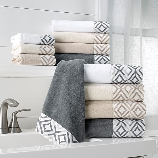 Avanti Harlow Geometric Bath Towel